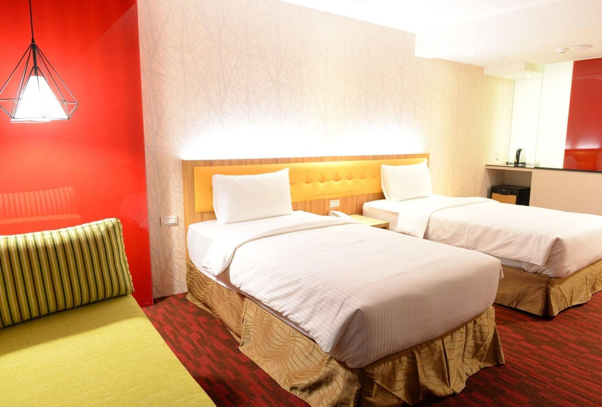 Bamboo Hotel Kaohsiung Exterior foto